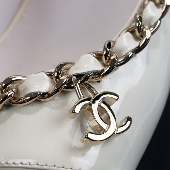 Chanel White Gold Chain Patent Leather Sling Back Open Toe sz 39/8,5 - Picture 8 of 17